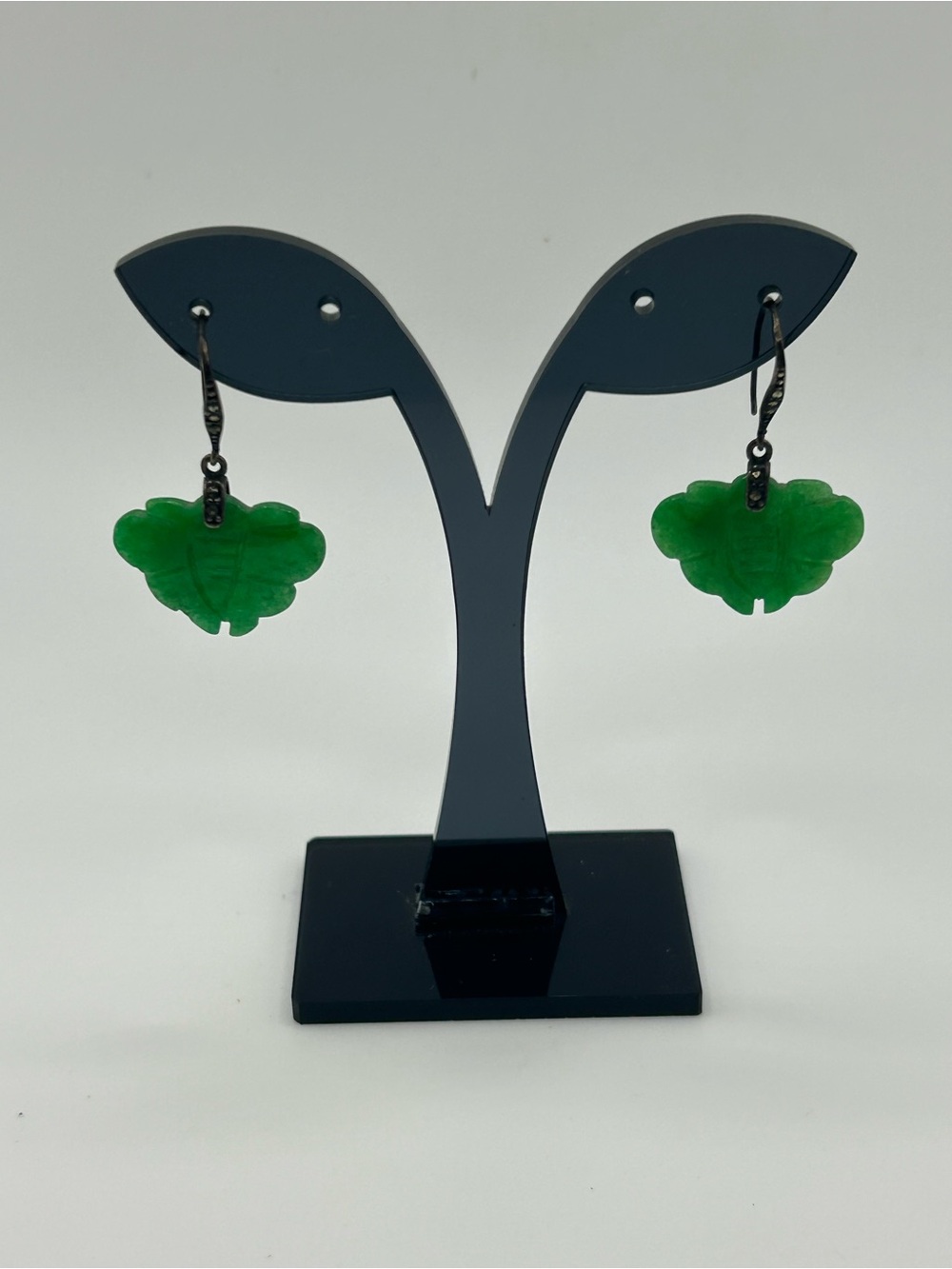 #498254 925 sterling silver jade moth earrings